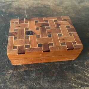Vintage Inlaid Top Wood Box, Woven Lattice Design, Hinged Hardwood